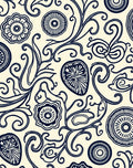 Classic Floral Vine Pattern Rug